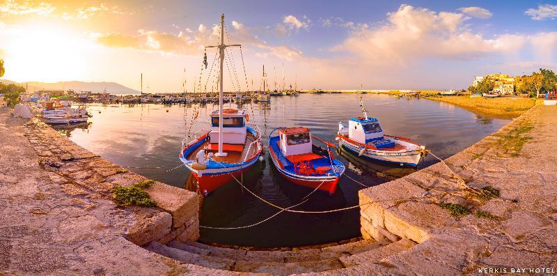 Готель Kerkis Bay Маратокампос Екстер'єр фото